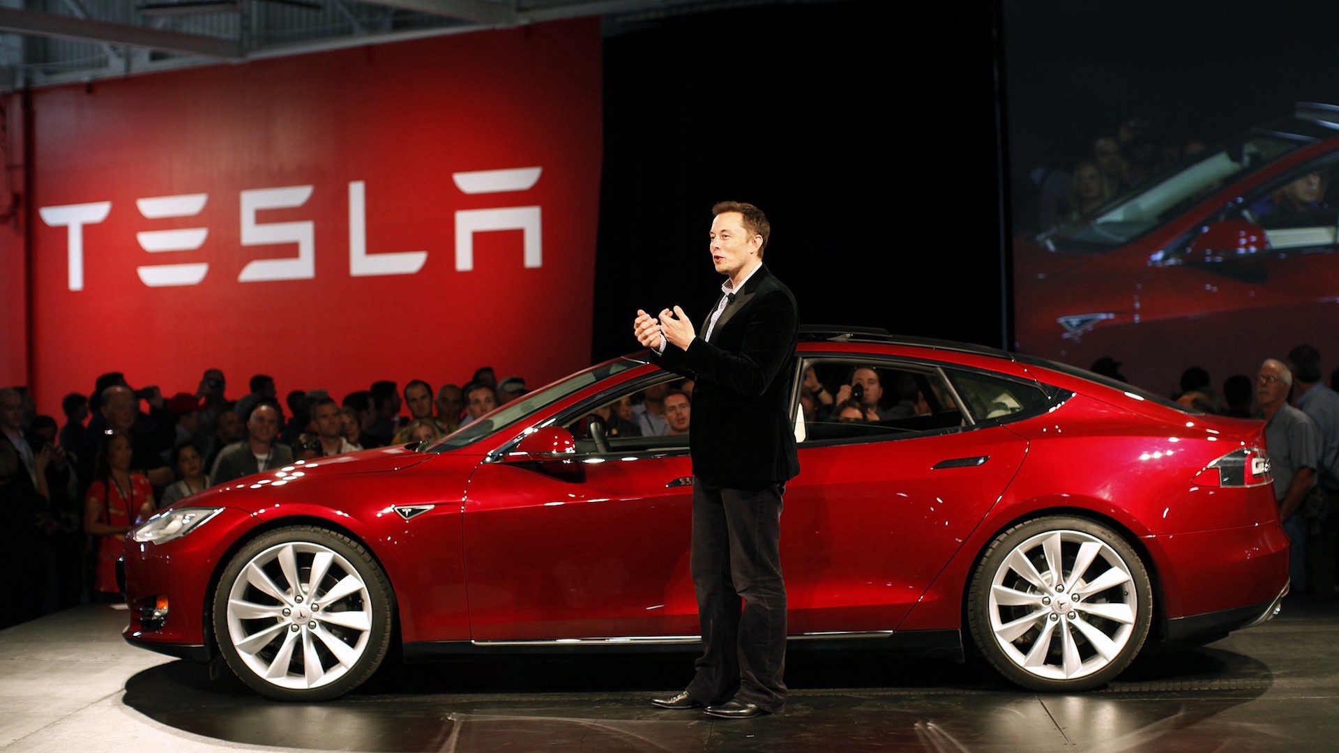 Tesla May Start Accepting Bitcoin Again