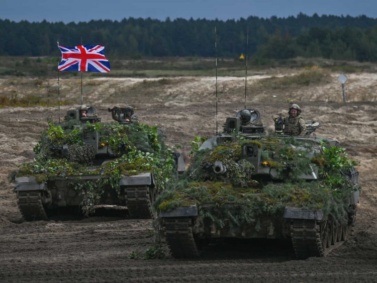 UK starts training Ukrainian troops on Challenger tanks.