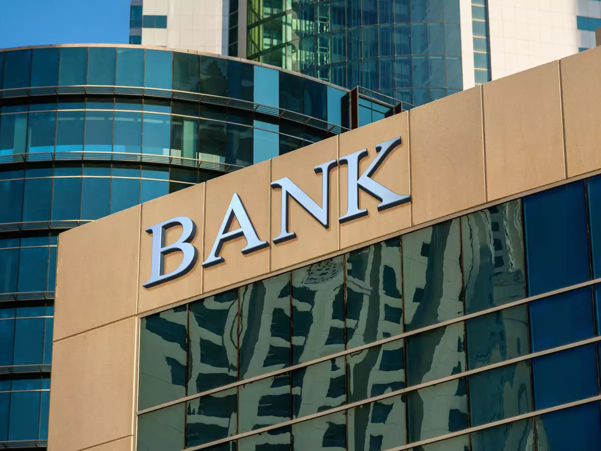 Bank Stocks Dive
